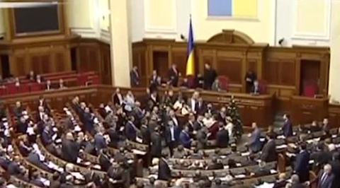 ЧП в Казани: торговый центр "Адмирал" сгорел почти полностью