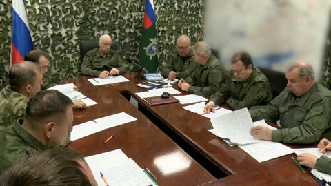 Бастрыкин провел совещание в Луганске