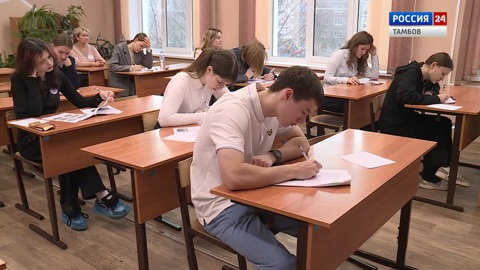 В Тамбове прошел муниципальный этап школьной олимпиады по искусству