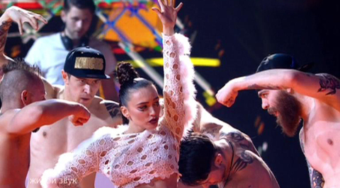 Эфир от 17.04.2015. Песня "For ma ma"