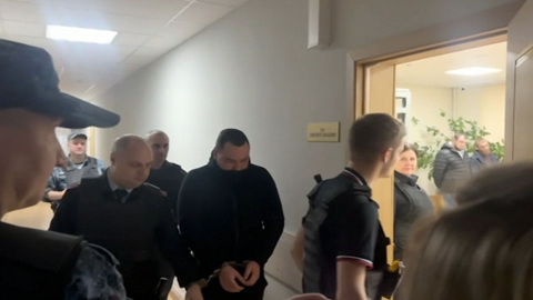 После смертельного ДТП полицейский был уволен и отправлен в СИЗО