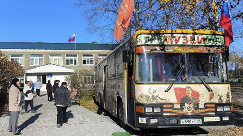 В Благовещенске едва не пострадал от пожара "Автобус Победы"