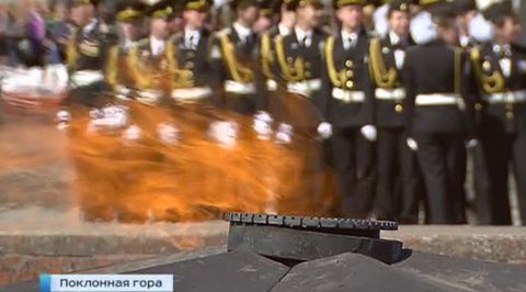 Связь поколений: столичные кадеты прошли парадом по Поклонной горе