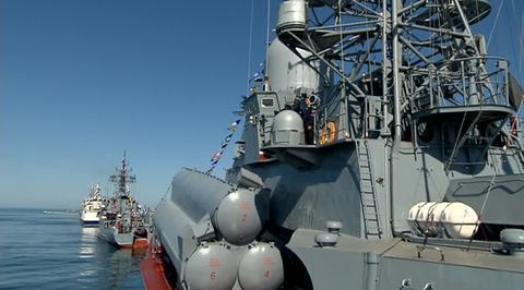 Севастополь. Военно-морской парад