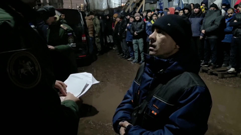 В Петербурге силовики проверили мигрантов на стройке в историческом районе