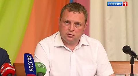 Бил или не бил? В Рошале проверяют заявление об избиении мэром ребёнка