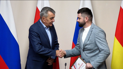 Сергей Меняйло встретился с лауреатами премии главы в области науки и техники