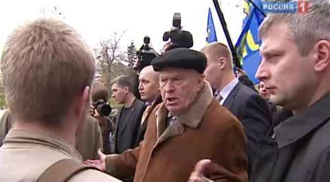 Жириновский идет в наступление
