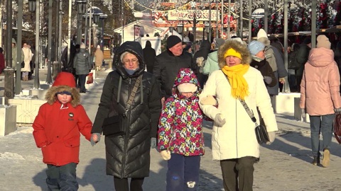 Повышение МРОТ и больничные самозанятым: какие изменения ждут россиян в 2026 году
