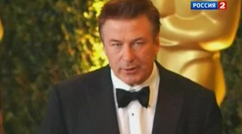Алека Болдуина выгнали из самолета