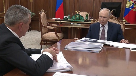 Владимир Путин провел рабочую встречу с Сергеем Меняйло