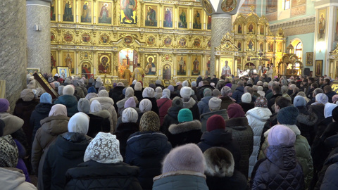 В Чите в Кафедральном соборе Казанской иконы Божией Матери прошла Божественная литургия о прощении согрешений