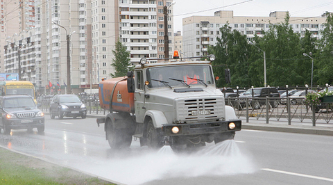 В Москве завтра промоют дороги со специальным шампунем