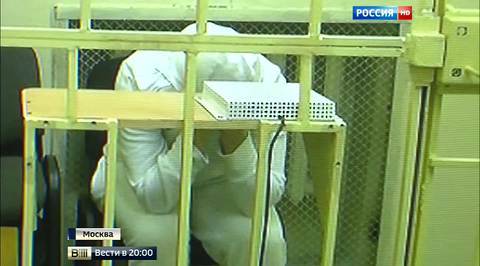 Суд: Караулова опять хотела убежать в Сирию, и останется под арестом