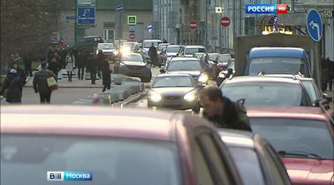 В Москве открываются консультационные пункты по платным парковкам