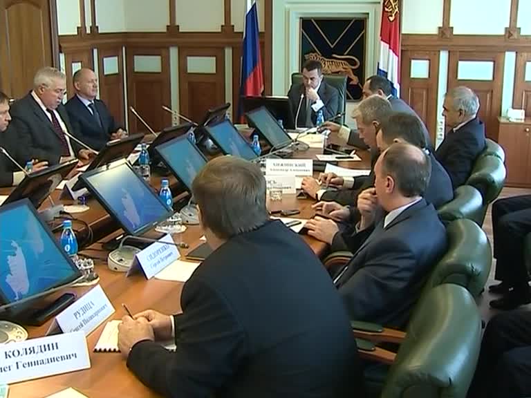 Скандал вокруг АТЭС: уволен глава градостроительного департамента