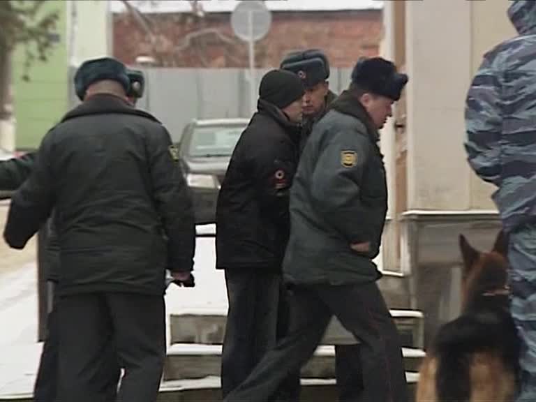 Убийство семьи в Туле: прокурор требует посадить убийцу пожизненно
