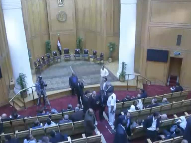 Временный глава Египта приведен к присяге