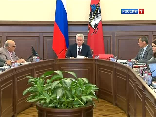 Вместо торгового центра - детская площадка 