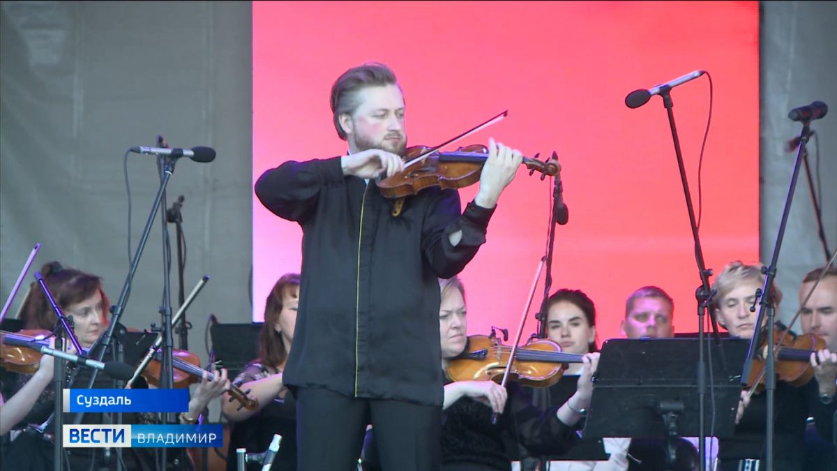 Фестиваль "Альма матер: Новые имена в Суздале" собрал полторы тысячи зрителей