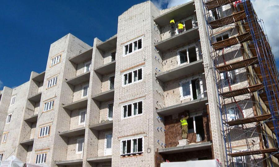 Социальный дом на 74 квартиры в Новодвинске планируют сдать к концу лета