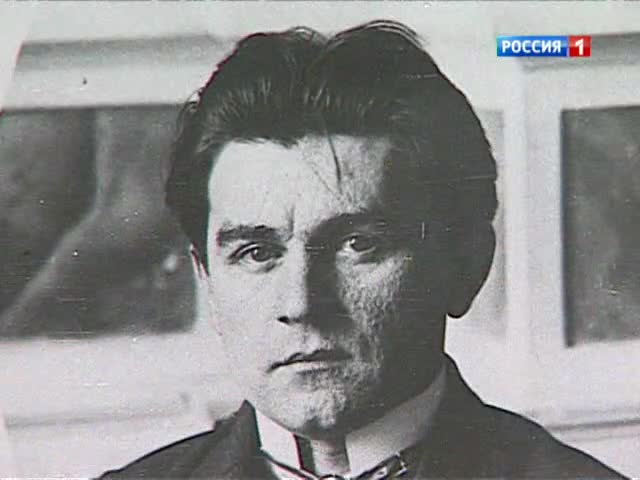 Могилу Малевича закатали в бетон
