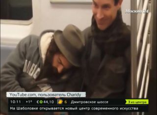 В Нью-Йорке проверили реакцию пассажиров метро на спящих соседей