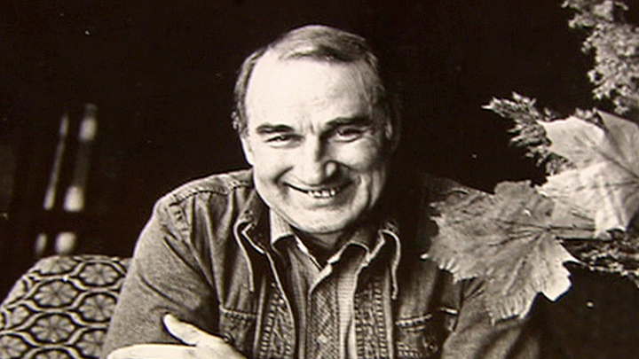 Валентин Ежов