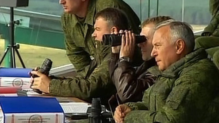 Армию избавят от "нетрадиционных функций"