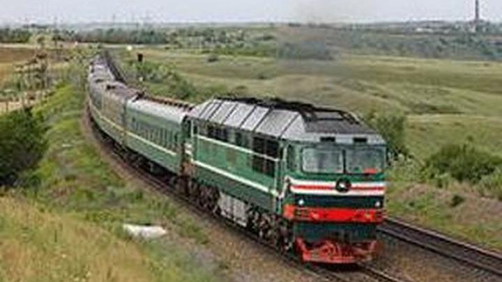 Пять поездов задержались из-за схода с рельсов вагонов в Ростовской области
