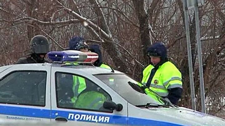 На Ставрополье возле одного из автомобилей с трупами обнаружена бомба