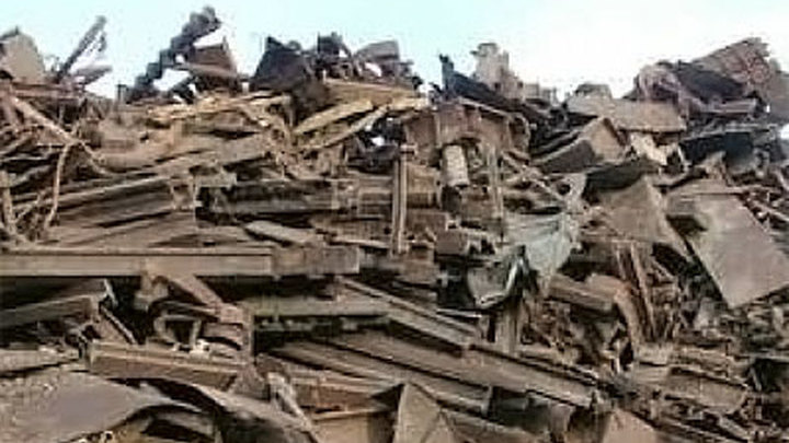Во Владивостоке на стройке АТЭС похищен металл на 96 млн рублей