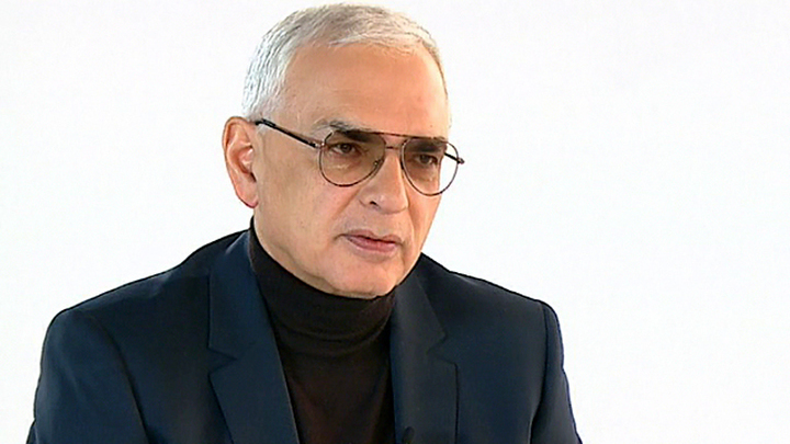 Карен Шахназаров