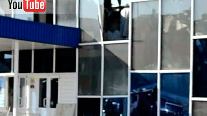 На автовокзале в Белово разбирают завалы