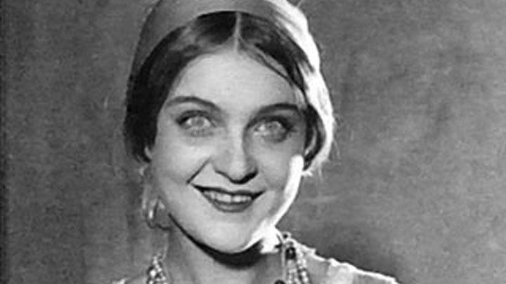 Анна Стэн
