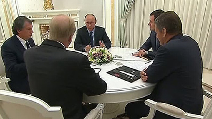 Владимир Путин провел встречу с руководством BP и "Роснефти"