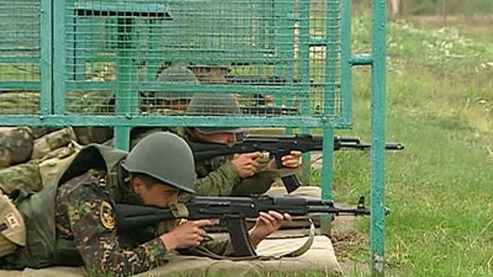 Контрактники из стран СНГ состязаются за звание "Воин Содружества"