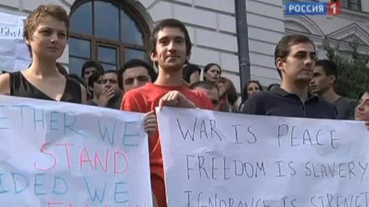 Жертвы камеры: грузин возмутили видеоролики с тюремными пытками