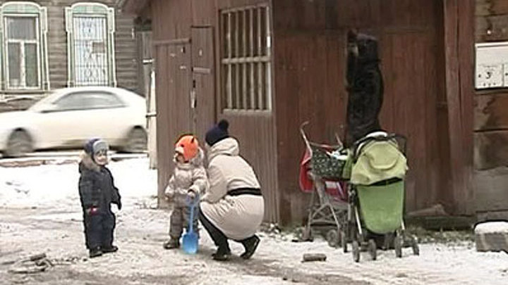 В Томске двухлетнего ребенка опоили алкоголем