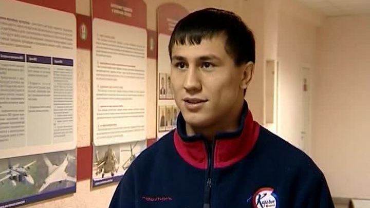 Олимпийский чемпион идет служить в армию