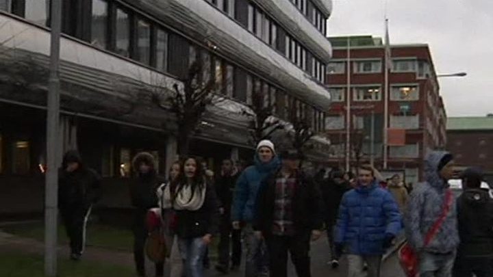 Швеция. Столкновения школьников с полицией