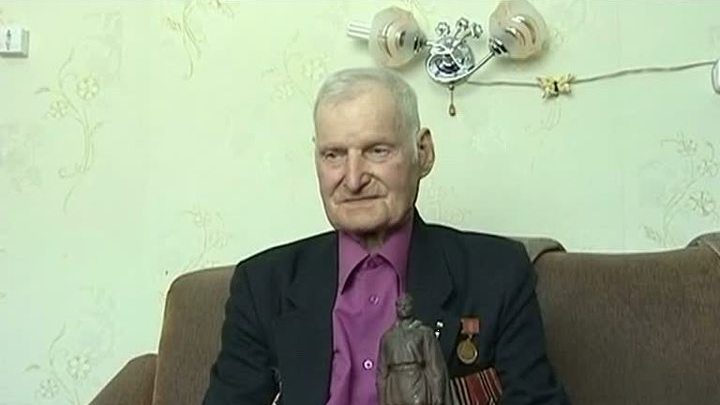 Знаменитому ветерану Алёше вручили орден через 68 лет