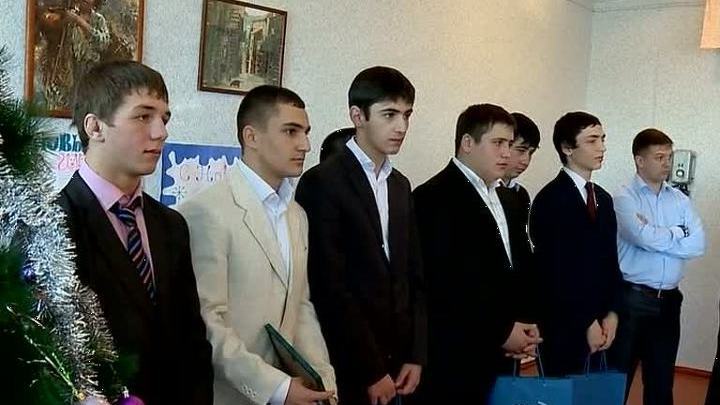 Североосетинских школьников наградили за отвагу на пожаре