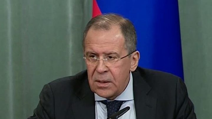 Лавров: власти РФ не общаются со Сноуденом
