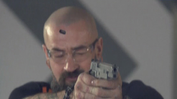 Открываем шампанское с SIG-Sauer P226 ALLROUND