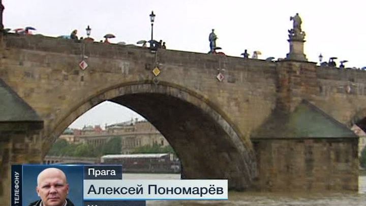 В Праге спасают метро от наводнения и готовятся к худшему