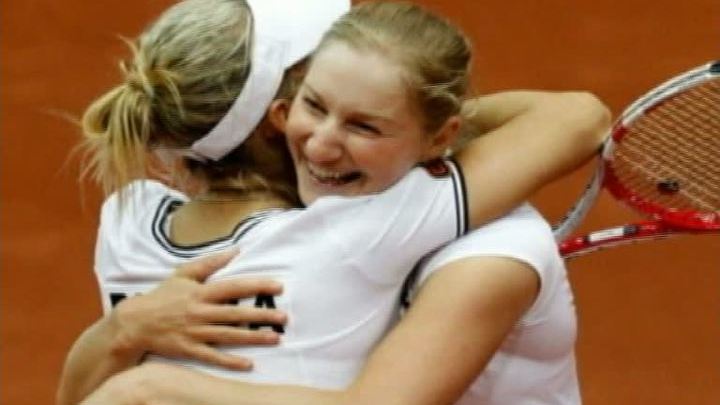 Макарова и Веснина выиграли Roland Garros в парном разряде