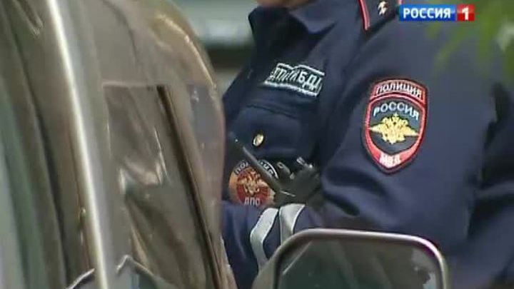 Владивосток: сотрудники ДПС по ночам прокалывали шины припаркованных автомобилей