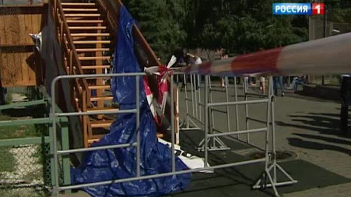 До жирафа не дошли: за травмы инициативных посетителей ответит зоопарк