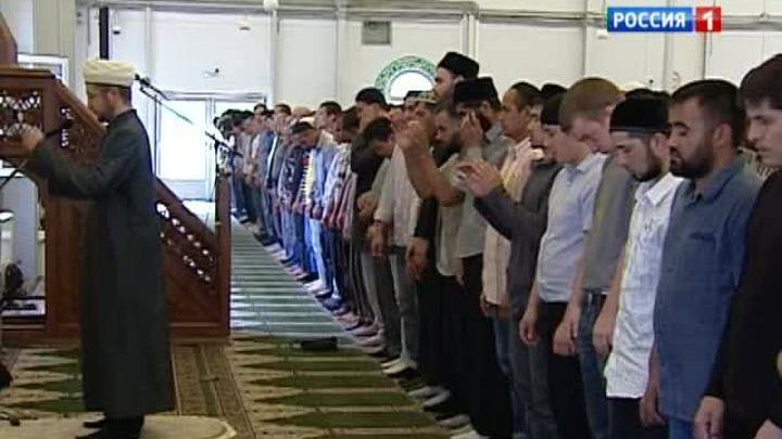 У мусульман начался священный месяц Рамадан